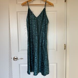 Natori Green Maxi Sundress Sleeveless V-Neck